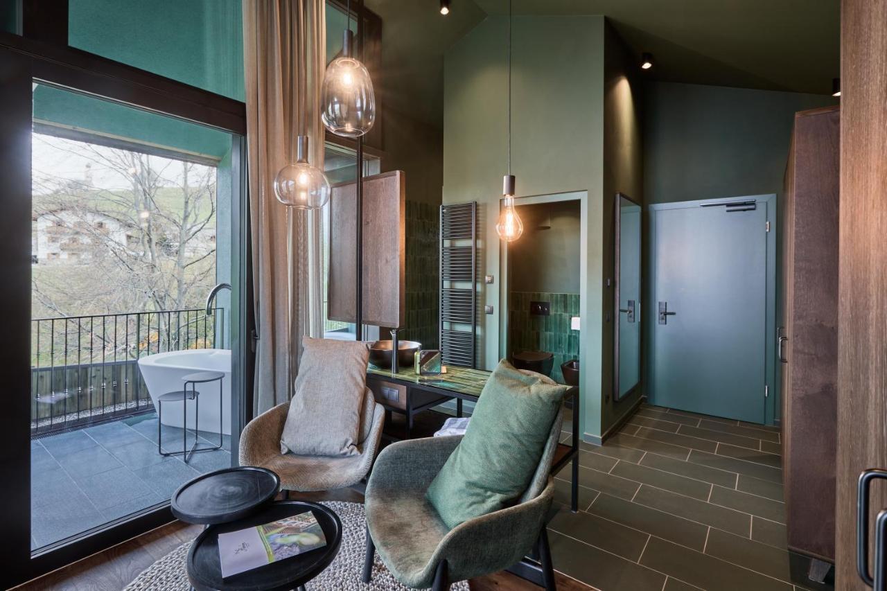 Floris Green Suites By Parc Hotel Florian Seis am Schlern Buitenkant foto